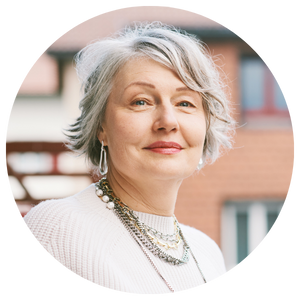 Lise J.